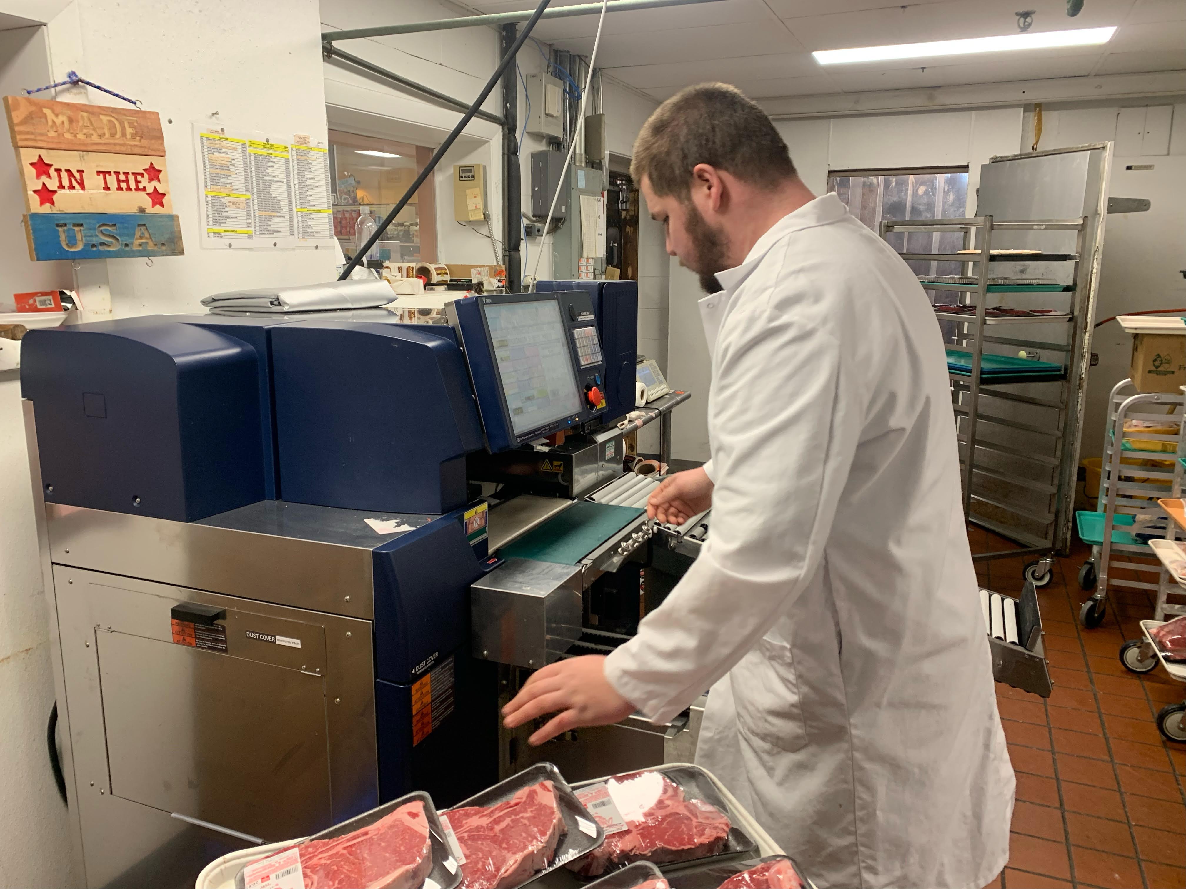 AW-5600ATll Case Studies McKinnon's Supermarkets | DIGI Europe